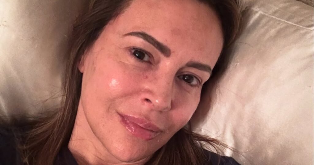 Alyssa Milano Posts Makeup-Free Selfie to Celebrate Turning 52