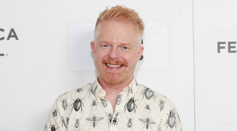 In What Ways Is Jesse Tyler Ferguson Similar to Us?