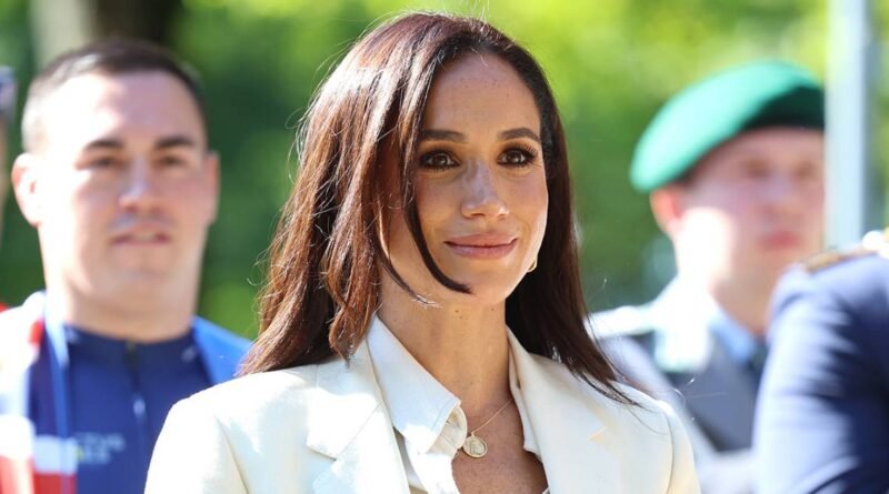 Meghan Markle Breathes New Life into Pastel Pink with Stunning Dress