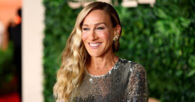 Sarah Jessica Parker Dons a Nostalgic $13 Fragrance