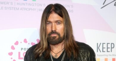 Billy Ray Cyrus Makes Comeback on Social Media Following Health Drama