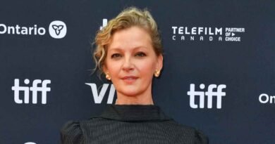 '90s It Girl Gretchen Mol Embraces Aging as a Liberating Experience for Actors