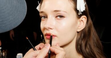 Breaking News: These 9 Makeup Trends Are Set to Dominate 2025