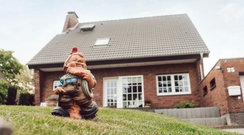 How the 'House Gnome' Technique Can Prevent Arguments