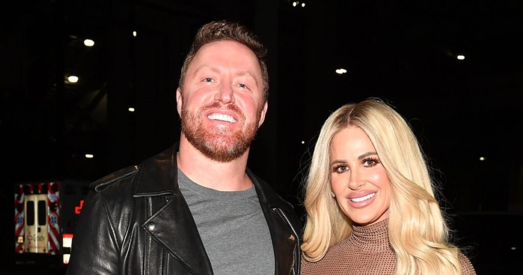 Kim Zolciak and Kroy Biermann Sell Mansion Amid Foreclosure Warnings