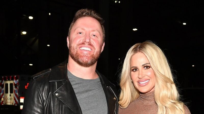 Kim Zolciak and Kroy Biermann Sell Mansion Amid Foreclosure Warnings