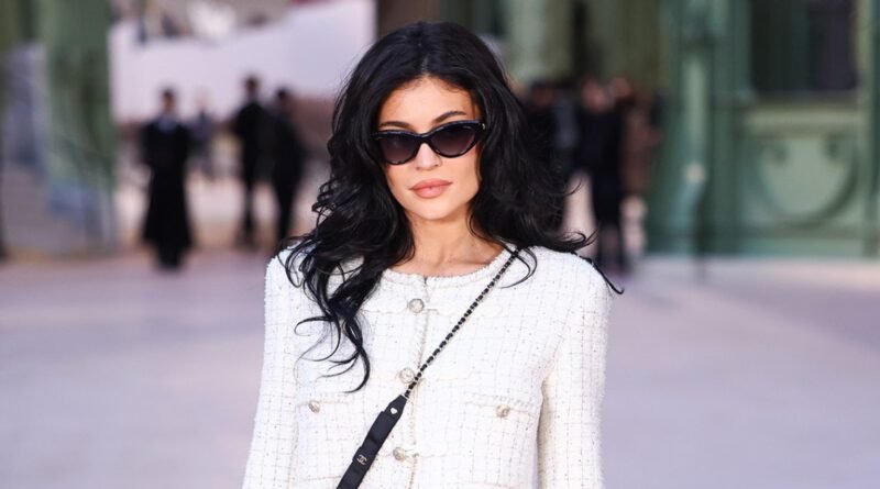 Kylie Jenner Shows Off Her Abs in a Chanel Micro Skirt While in Paris