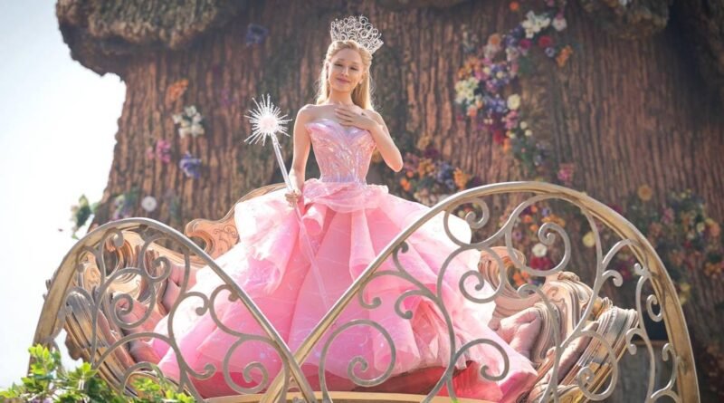 Wicked Costume Designer Reveals Inspirations Behind the Wardrobe