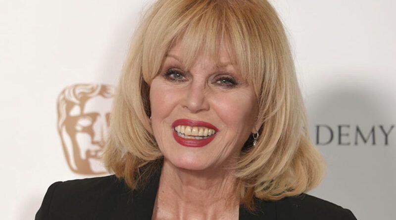 Joanna Lumley's Makeup Artist Reveals This Pressed Powder as a 'Must-Have for Mature Skin'