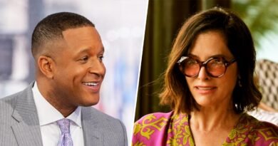 Parker Posey Makes Craig Melvin Laugh with 'White Lotus' Accent on TODAY Show