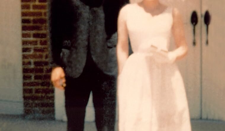 Dolly Parton and Carl Thomas Dean's 6 Keys to a Strong Marriage