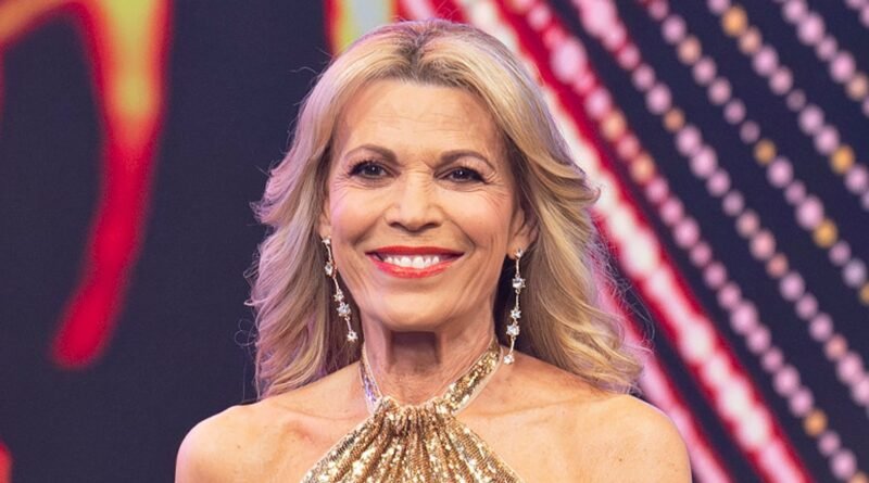 Vanna White Reveals She Only Works 34 Days a Year on 'Wheel of Fortune'