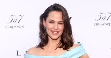 Jennifer Garner: News on Love, Heartbreak, and Family Life