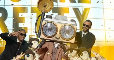 Boy Meets World Star Unmasked as Paparazzo on The Masked Singer