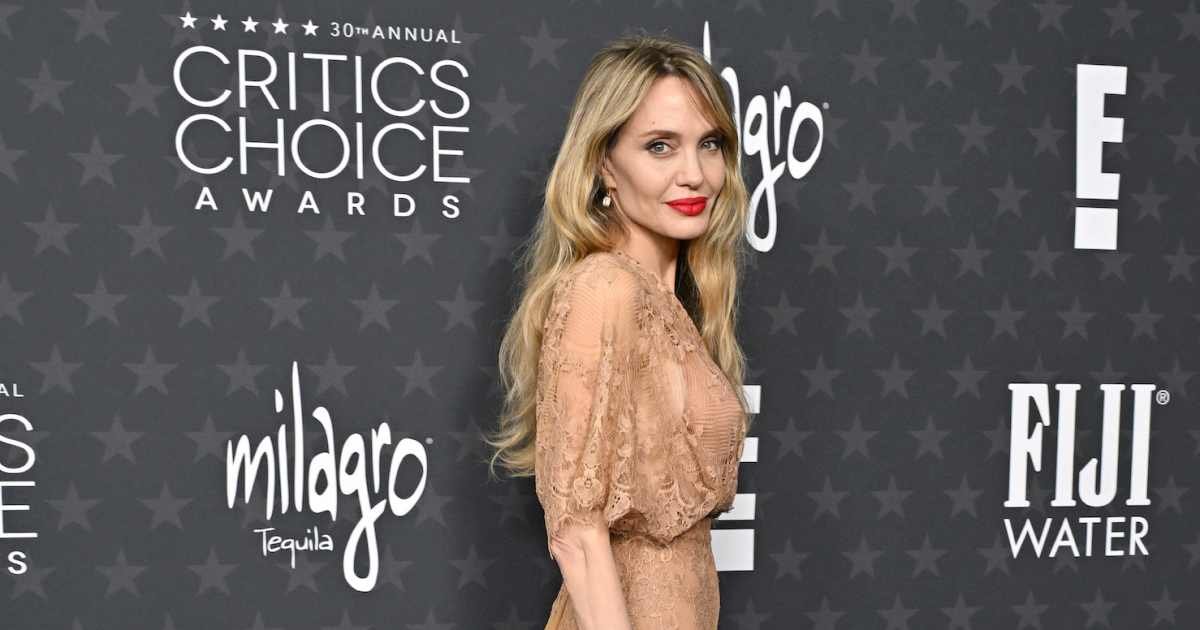 3 Ways Angelina Jolie Puts Family First and Prioritizes Her Children