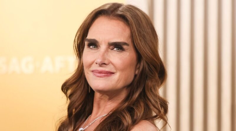 Brooke Shields' Favorite Lash Lengthening Serum Now Available at 30% Off!