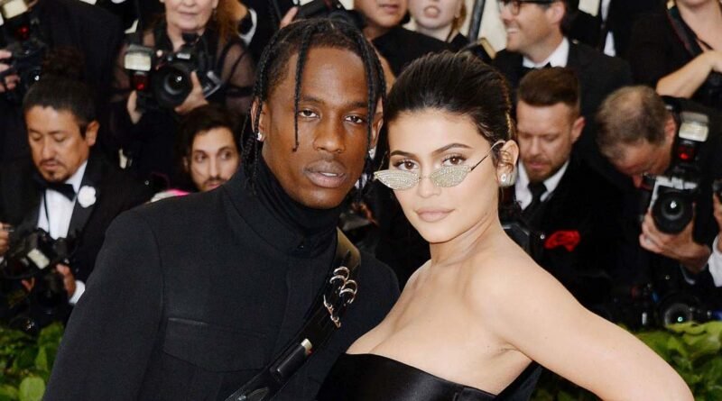 Couples Who Stole the Spotlight on the Red Carpet at the Met Gala: Photo Gallery
