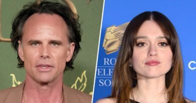 Walton Goggins' Reaction to Questions About Aimee Lou Wood