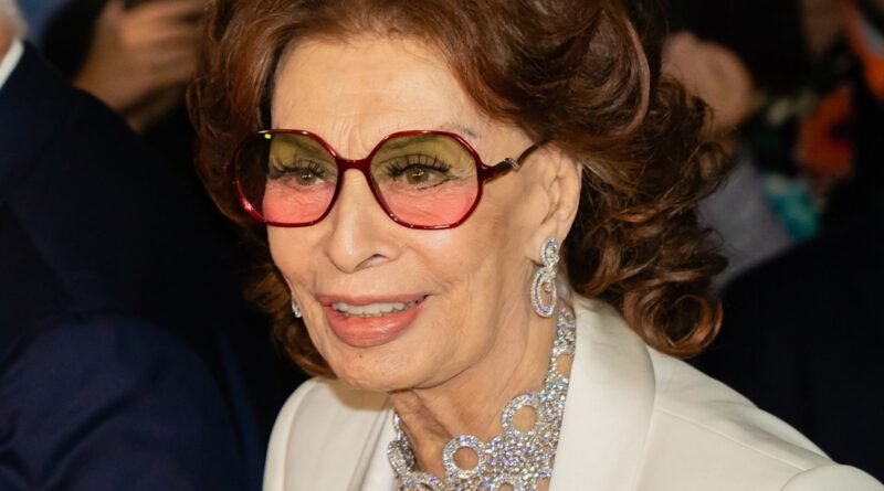 Sophia Loren, 90, Shares Surprising Secret Behind Her Timeless Beauty