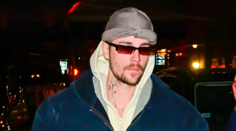 Justin Bieber Attends Hockey Game with Son Jack, Supporting the Blues
