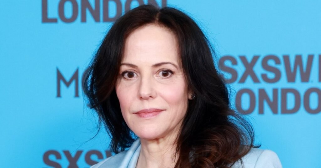 Mary-Louise Parker Spotted on the Red Carpet with Daughter Ash