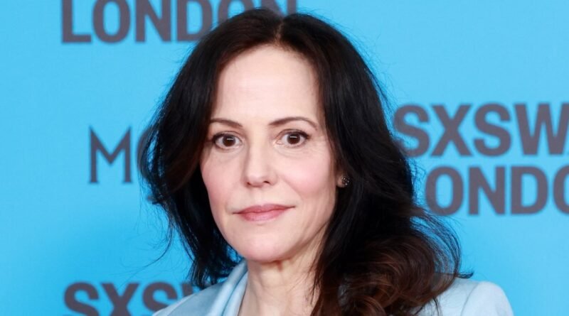 Mary-Louise Parker Spotted on the Red Carpet with Daughter Ash