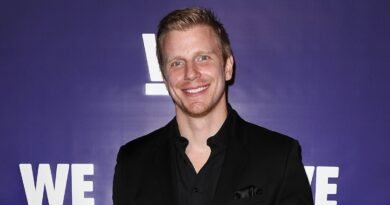 Sean Lowe Reunites His Kids with Their Rehomed Family Dog, Gus