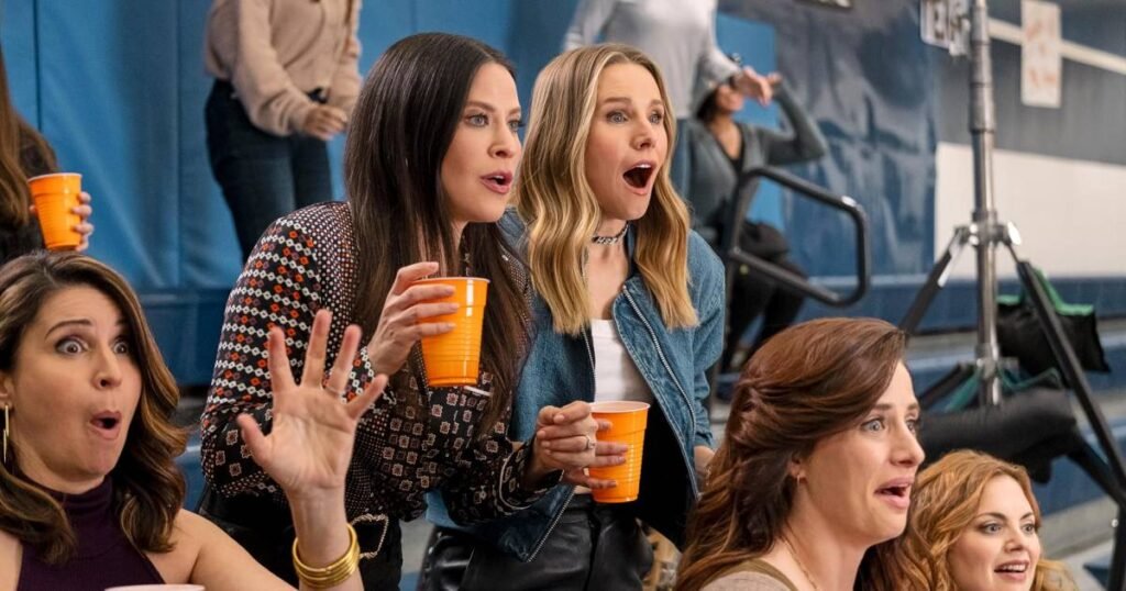 16 Netflix Sitcoms You Should Stream Right Now (June 2025)