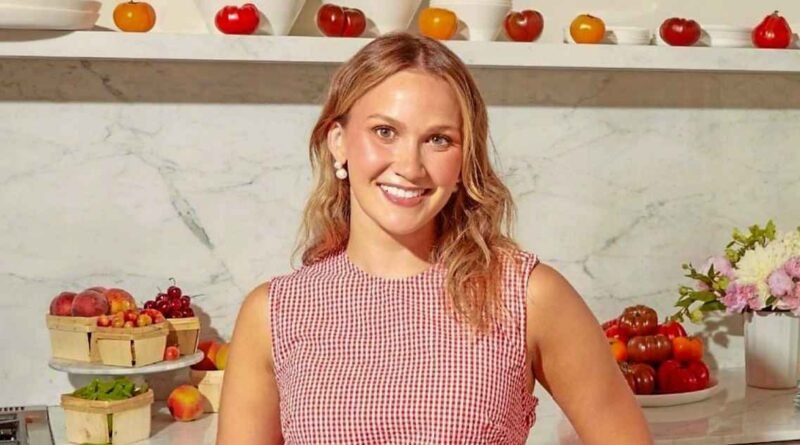Meredith Hayden's Ultimate Summer Greek Salad Recipe