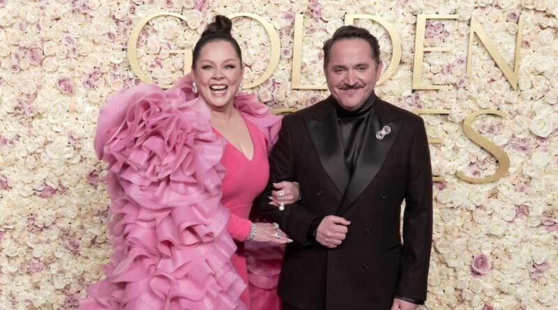 Melissa McCarthy and Ben Falcone's Daughter Vivian Attends Prom