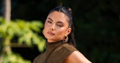 Paige DeSorbo Dazzles in Bold Cutout Dress on Love Island