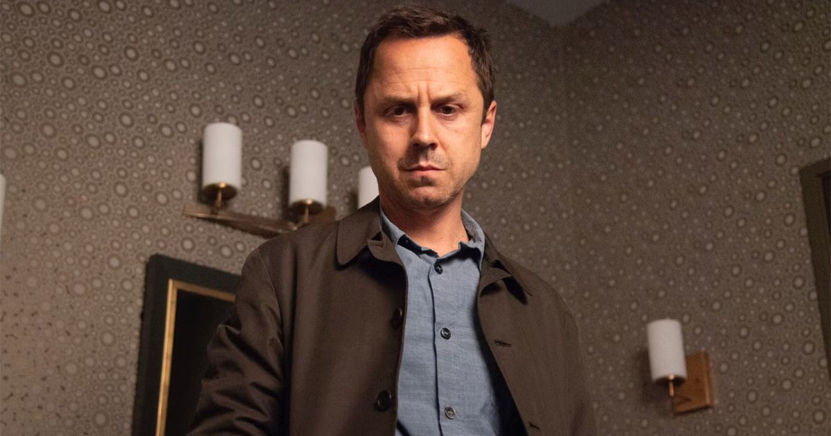 Giovanni Ribisi in Sneaky Pete