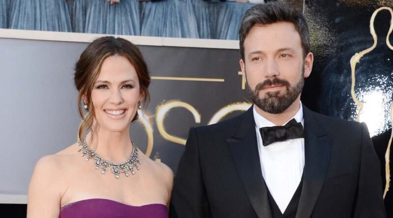 Ben Affleck and Jennifer Garner Come Together with Their Kids at Baseball Game