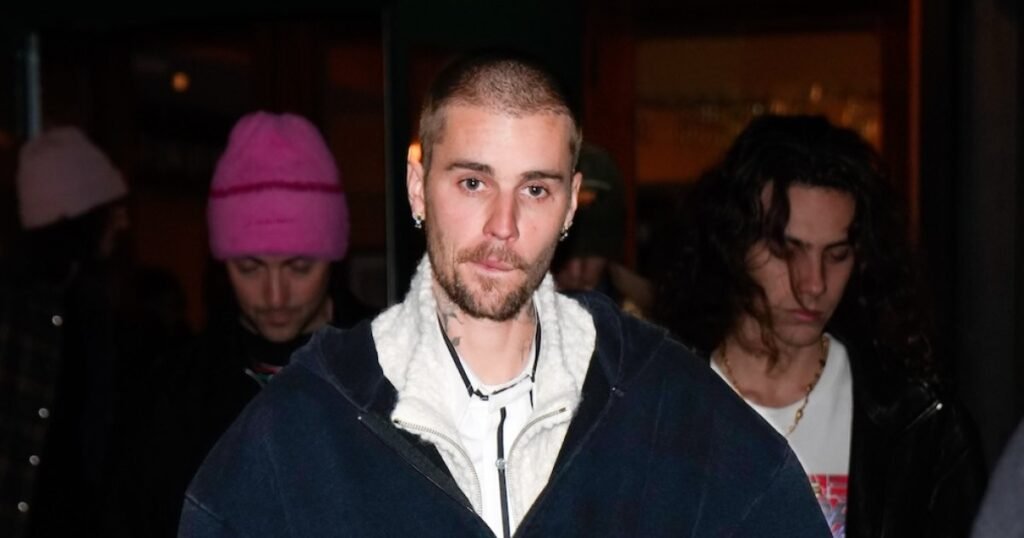Justin Bieber Talks About Viral Paparazzi Moments in New Album "Swag"