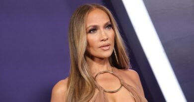 Obsessed with Jennifer Lopez's Metallic Flip-Flops? Here's How to Get the Look for Just $25!