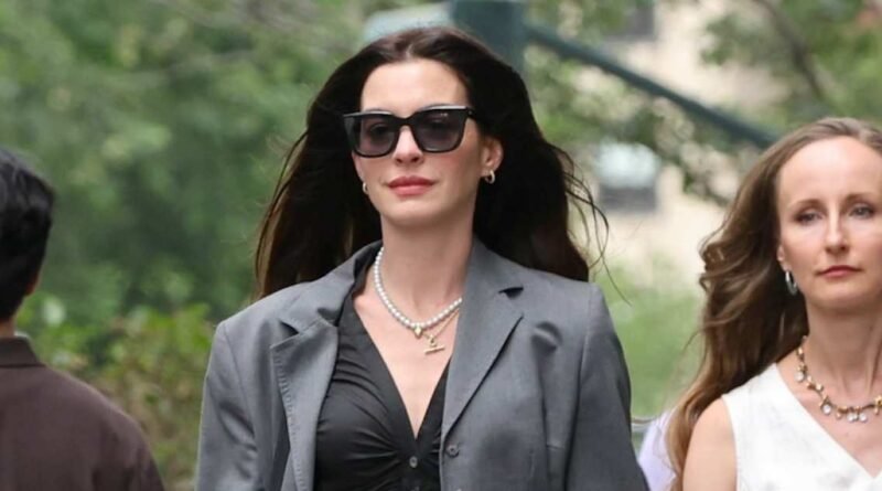 All of Anne Hathaway's Outfits from the Set of The Devil Wears Prada 2