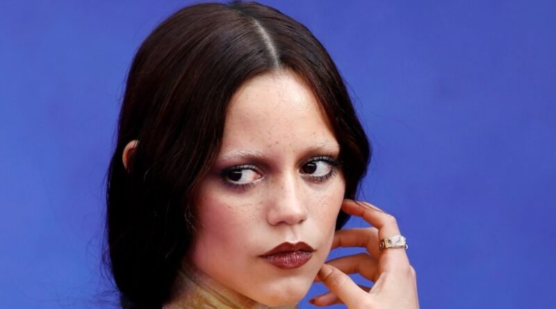 Jenna Ortega Unveils Bleached Brows at the Premiere of Wednesday Season 2