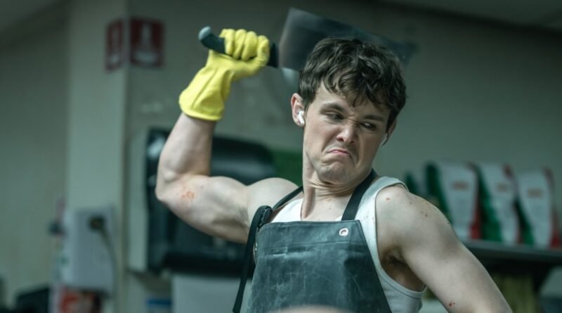 Jack Alcott Talks About the Gruesome Dexter Scene Featuring Harrison Disposing of a Body