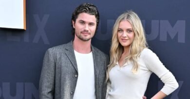 Chase Stokes Posts Heartwarming Photo of Kelsea Ballerini's Dog During Her Cancer Fight
