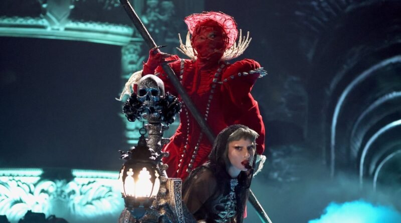 Review of Lady Gaga's Mayhem Ball Concert at Madison Square Garden