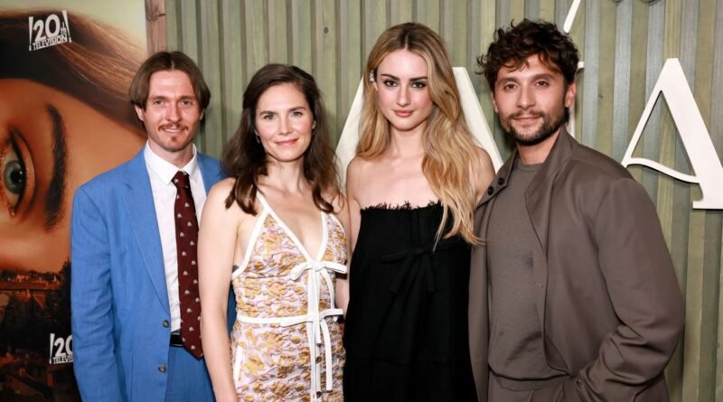 Amanda Knox and Ex-Raffaele Sollecito Reunite During Show on Murder Trial