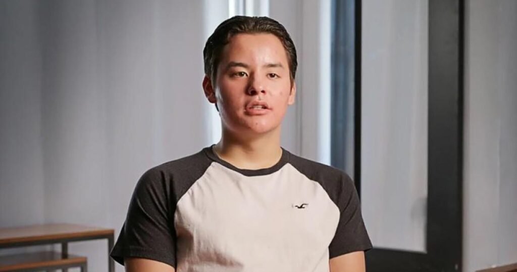 Collin Gosselin Reveals Mom Kate's Alleged Affair with Bodyguard