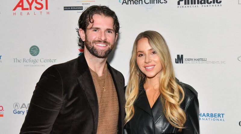 Bachelorette's Jed Wyatt and Ellen Decker Celebrate the Arrival of Their First Child