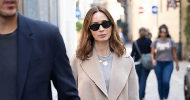 Obsessed with Emily Blunt’s Chic Fall Jacket? Check Out This $45 Lookalike!