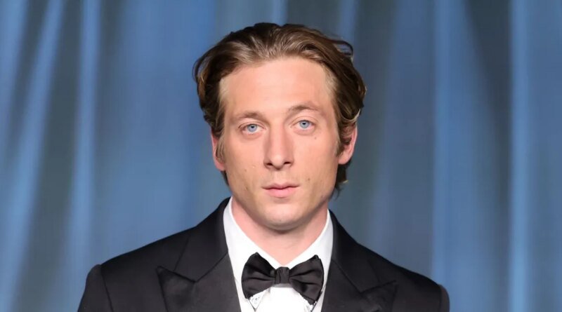 Jeremy Allen White Opens Up About Fatherhood in Rare Interview