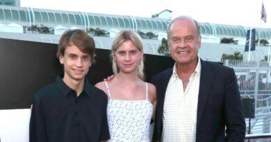 Kelsey Grammer's Family: Introducing the Frasier Star's 8 Kids