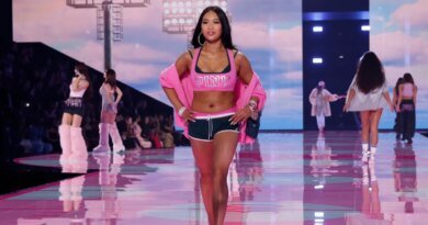 Suni Lee Responds to 'Bullying' Following Her Victoria's Secret Fashion Show Debut