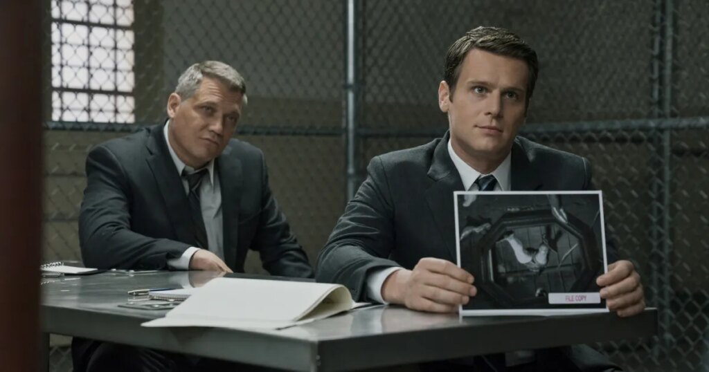 Explaining the Mindhunter Reference in the Finale of Monster: The Ed Gein Story