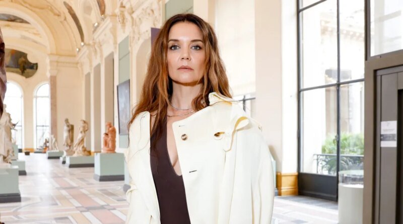 Katie Holmes' Timeless Fall Sweater Is Just $40 on Amazon!