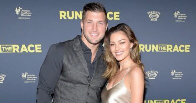 Tim Tebow Calls Fatherhood 'Incredible' After Welcoming Daughter Daphne